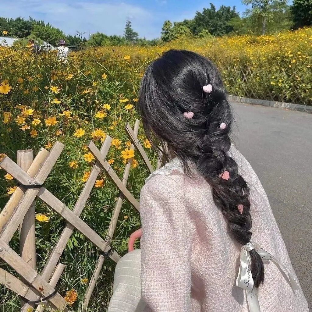 灰色少女